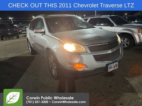 Used 2011 Chevrolet Traverse LTZ image 1