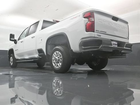 Used 2026 Chevrolet Silverado 2500 LT AWD/4WD image 48