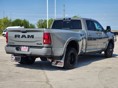 Used 2025 RAM 3500 Limited AWD/4WD image 5