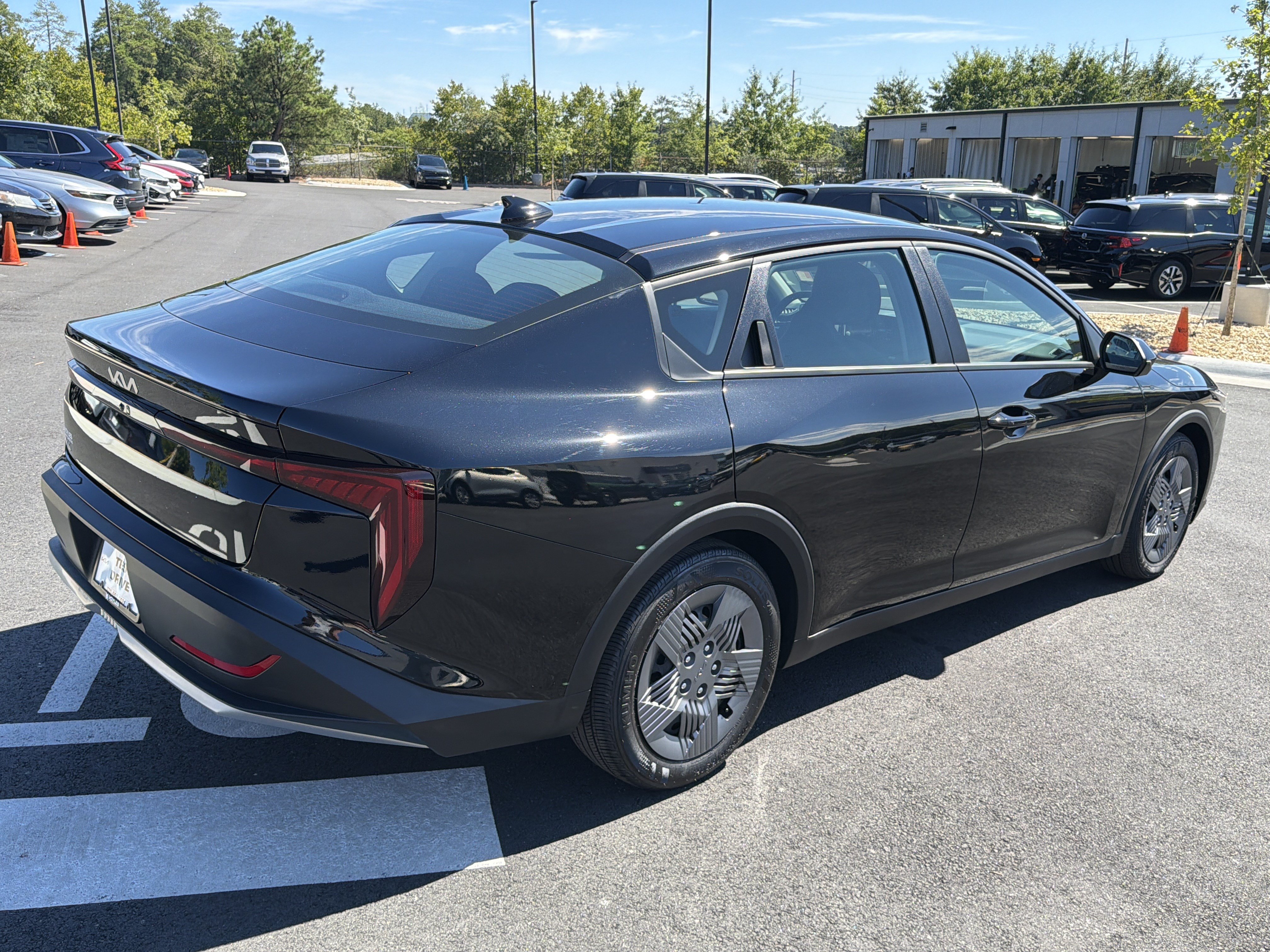 Used 2025 Kia K4 FWD image 7