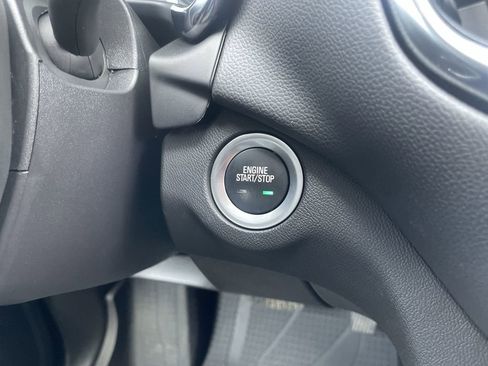 Used 2023 Chevrolet Equinox LT AWD/4WD image 26