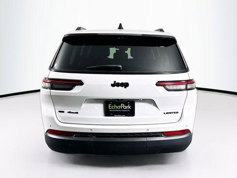 Used 2023 Jeep Grand Cherokee L Limited w/ Luxury Tech Group II image 7