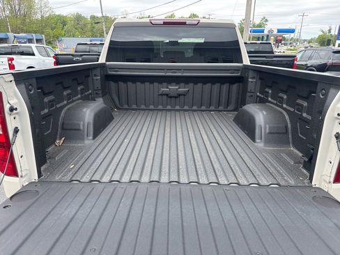 New 2026 Chevrolet Silverado 1500 Custom Trail Boss AWD/4WD image 18