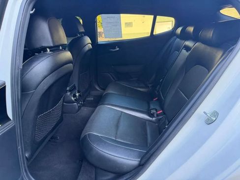 Used 2022 Kia Stinger GT-Line RWD image 26