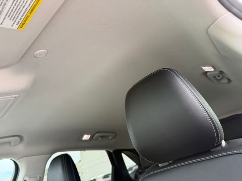 Used 2021 Ford Escape SEL w/ Technology Package image 11