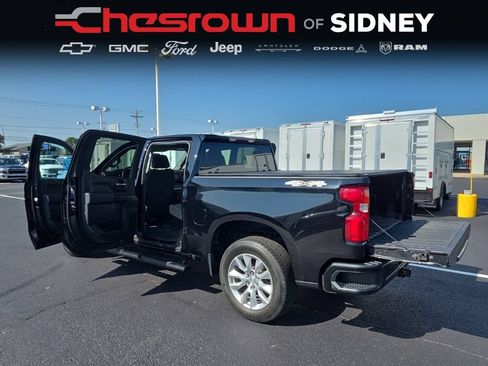 Used 2020 Chevrolet Silverado 1500 Custom w/ Custom Value Package AWD/4WD image 13