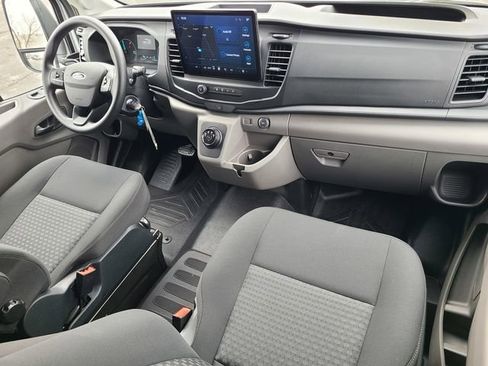 New 2023 Ford E-Transit 148 High Roof Extended image 32