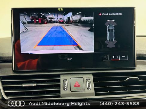 Used 2023 Audi Q5 2.0T Premium w/ Convenience Package image 14