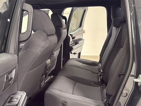 Certified 2024 Toyota Tacoma SR image 15