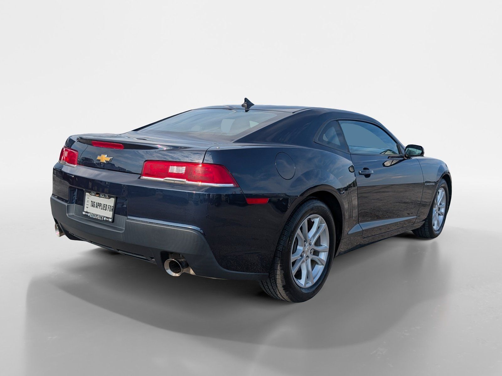 Used 2015 Chevrolet Camaro LS RWD image 6