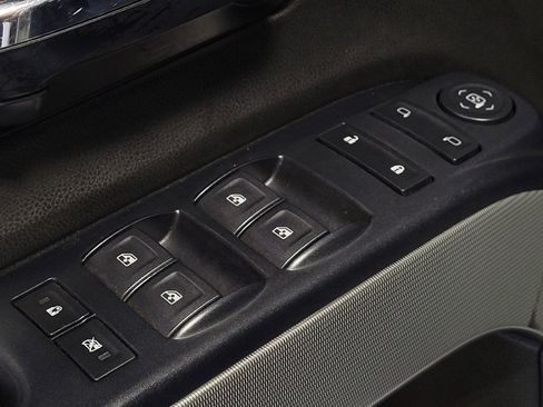 Used 2018 Chevrolet Silverado 1500 LT w/ All Star Edition image 27