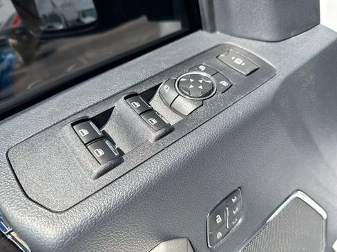 Used 2022 Ford F350 Lariat w/ Chrome Package AWD/4WD image 13