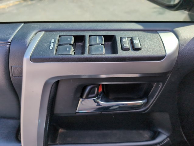 Used 2020 Toyota 4Runner SR5 Premium w/ Moonroof Package RWD image 10