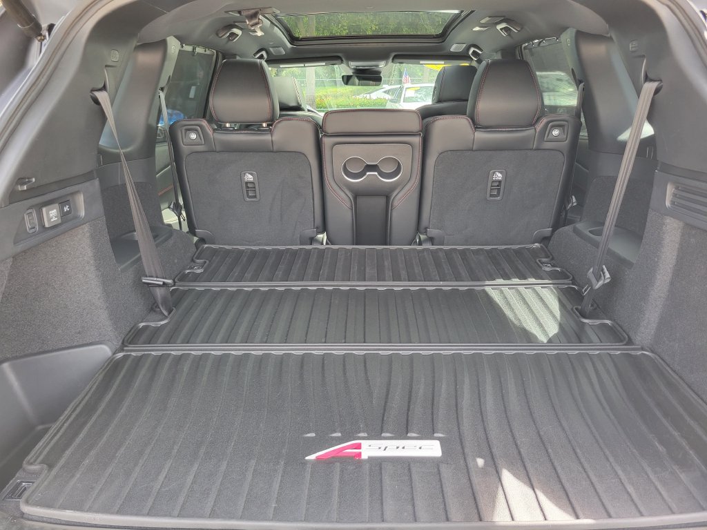 Used 2025 Acura MDX A-Spec w/ Advance Package AWD/4WD image 9