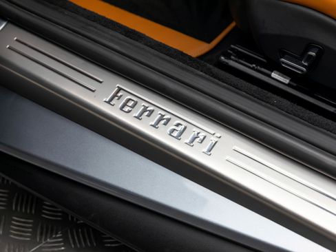 Certified 2022 Ferrari Portofino M image 16