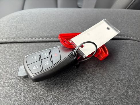 New 2026 Chevrolet Silverado 1500 RST image 34