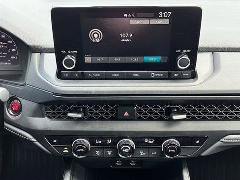 Used 2024 Honda Accord EX image 31