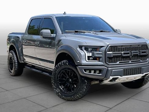 Used 2020 Ford F150 Raptor w/ Equipment Group 802A Luxury AWD/4WD image 3