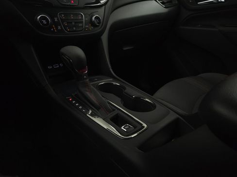 Used 2022 Chevrolet Equinox RS image 28