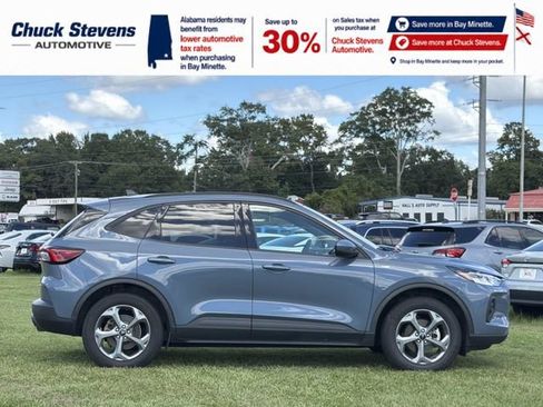 Used 2025 Ford Escape ST-Line Select AWD/4WD image 4