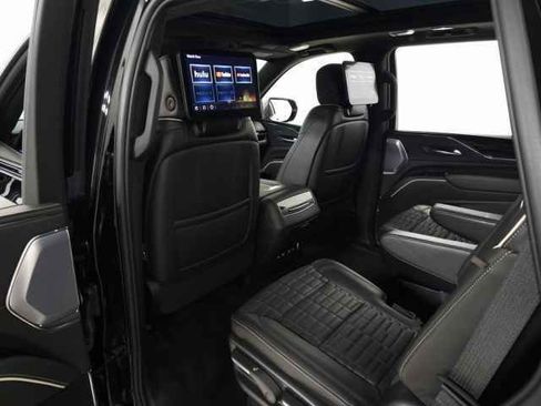 Used 2023 Cadillac Escalade V w/ LPO, ONYX Package image 47