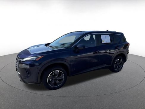 Used 2025 Nissan Rogue SV FWD image 8