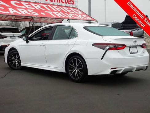 Certified 2023 Toyota Camry SE image 11