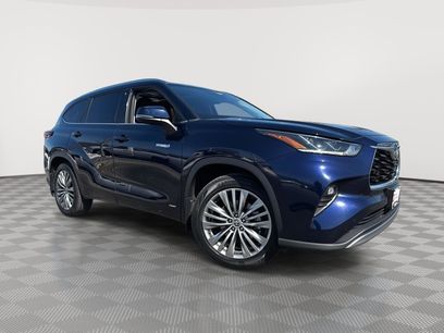 Used 2021 Toyota Highlander Platinum