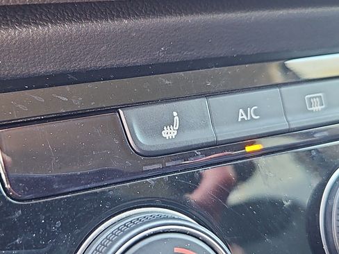 Certified 2024 Volkswagen Taos S AWD/4WD image 21