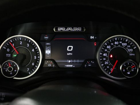 Used 2025 RAM 1500 Big Horn AWD/4WD image 14