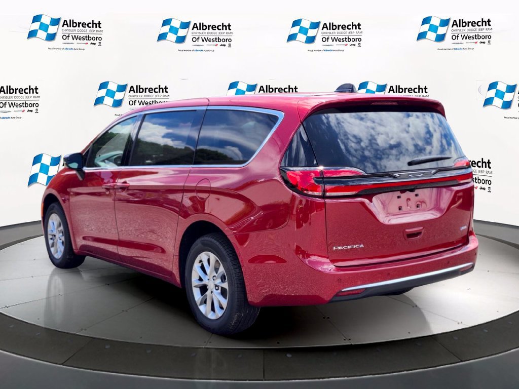 New 2027 Chrysler Pacifica Select AWD/4WD image 3
