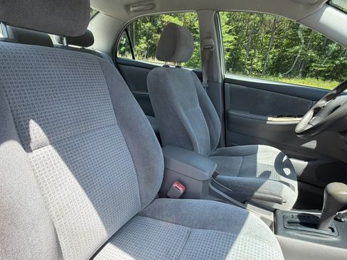 Used 2007 Toyota Corolla S FWD image 19