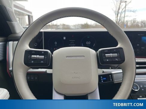 Used 2024 Hyundai Santa Fe Calligraphy image 29