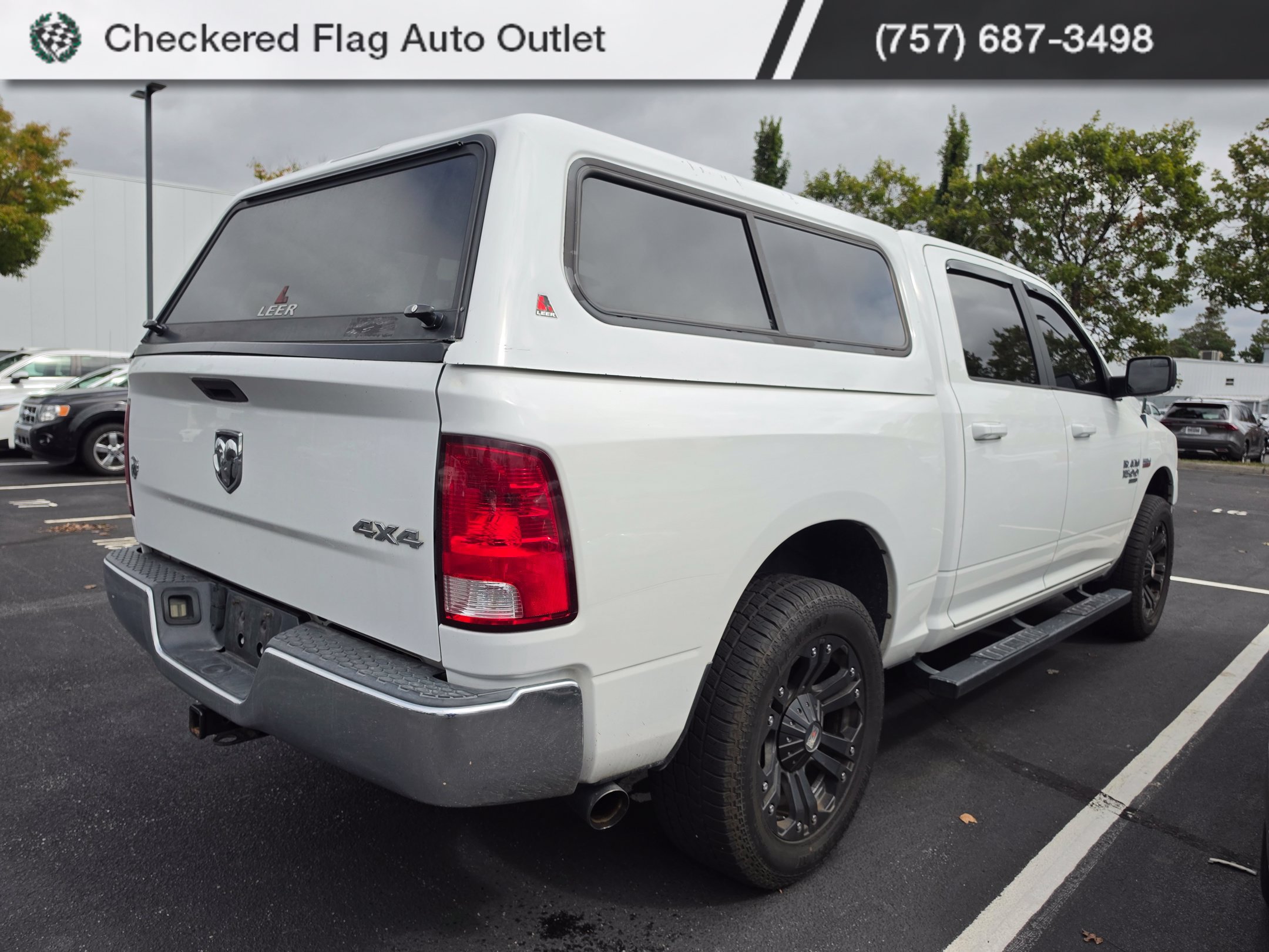 Used 2019 RAM 1500 Classic SLT w/ Luxury Group AWD/4WD image 6