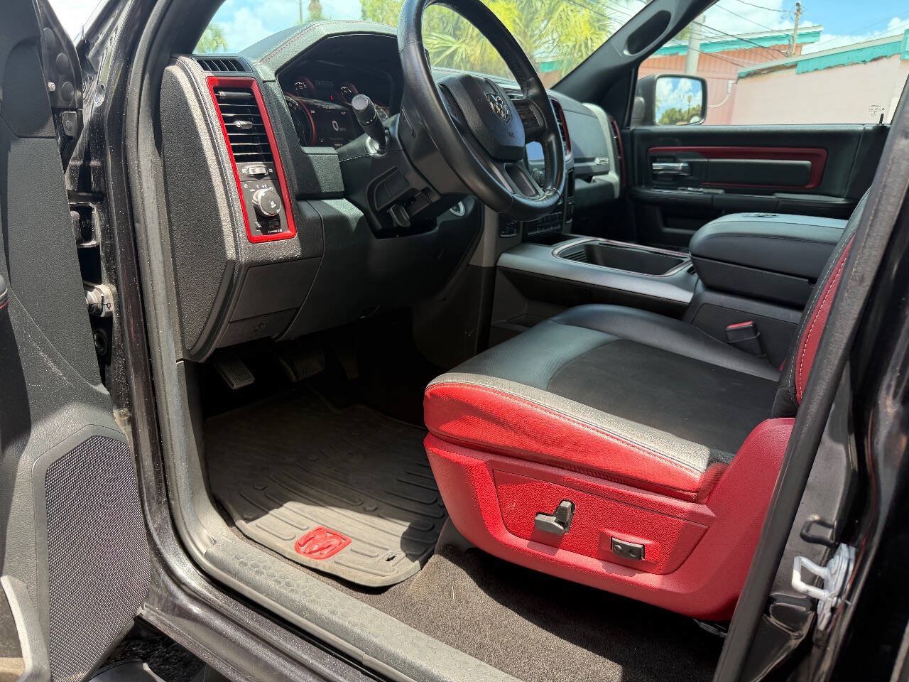Used 2016 RAM 1500 Rebel w/ Luxury Group AWD/4WD image 7