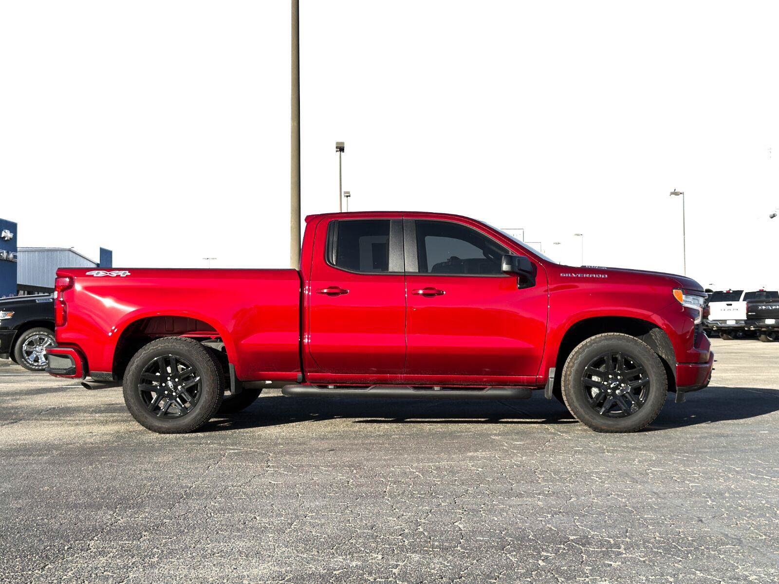 Used 2026 Chevrolet Silverado 1500 RST w/ RST Select Package AWD/4WD image 8