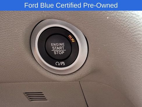 Used 2023 Chrysler Pacifica Touring-L FWD image 24