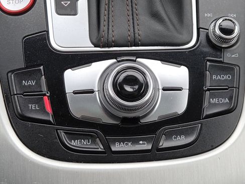 Used 2016 Audi SQ5 Premium Plus w/ Technology Package image 29