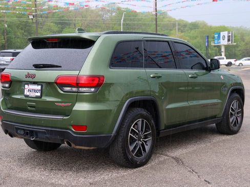 Used 2021 Jeep Grand Cherokee Trailhawk w/ Trailhawk Luxury Group image 3