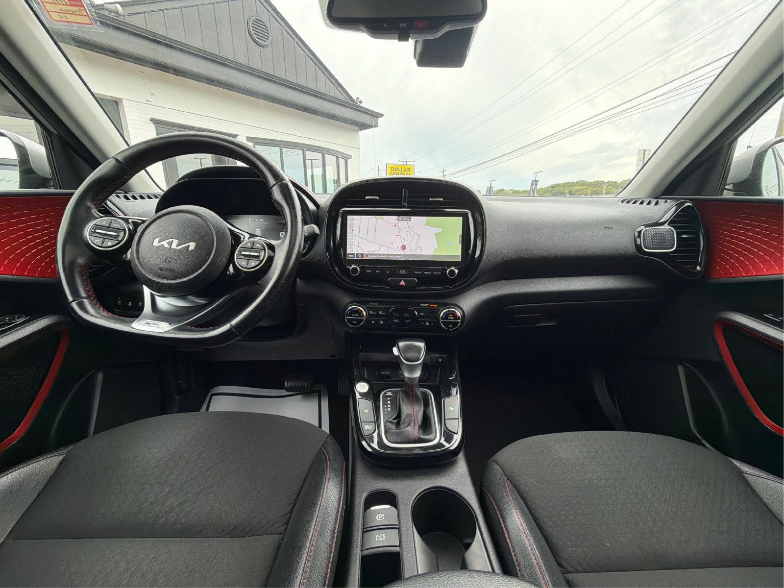 Used 2023 Kia Soul GT-Line w/ GT-Line Technology Package FWD image 27