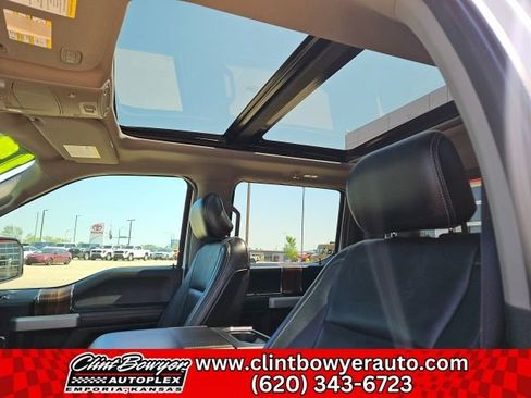 Used 2017 Ford F150 Lariat w/ Equipment Group 501A Mid image 19