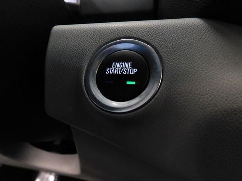 Used 2024 GMC Terrain SLE image 36