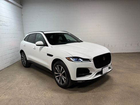 Used 2022 Jaguar F-PACE S AWD/4WD image 4