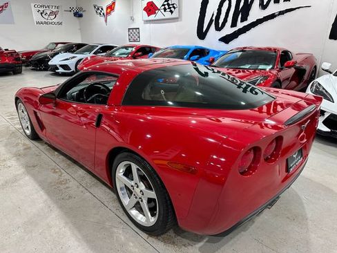 Used 2005 Chevrolet Corvette Coupe w/ Preferred Equipment Group RWD image 25