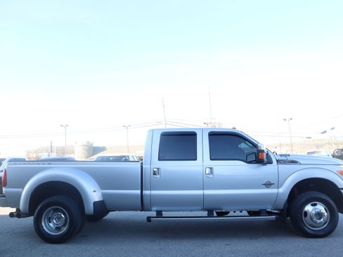Used 2015 Ford F350 Platinum image 6