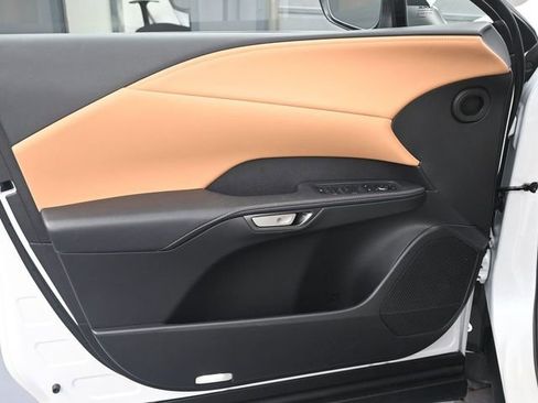 Used 2025 Lexus RX 350 FWD w/ Technology Package image 9