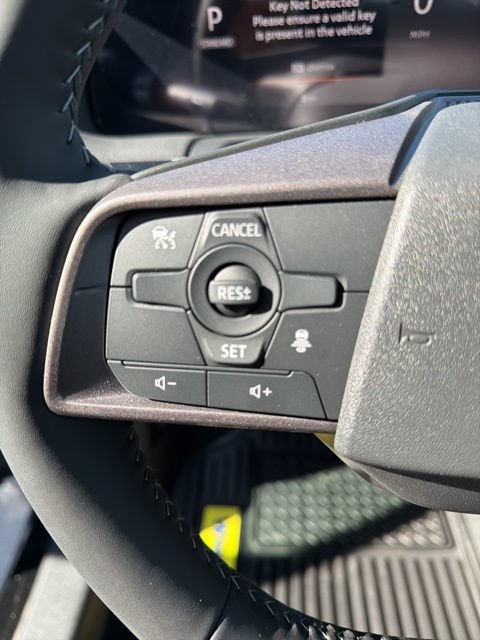 Used 2026 Nissan Sentra SV w/ SV Convenience Package FWD image 12