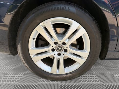 Used 2018 Mercedes-Benz S 560 4MATIC Sedan w/ Premium Package image 30