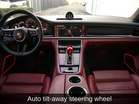 Used 2022 Porsche Panamera Platinum Edition image 21