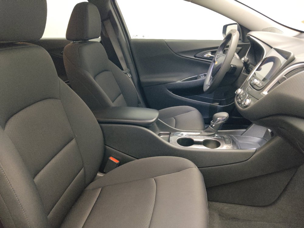 Used 2021 Chevrolet Malibu LS FWD image 21
